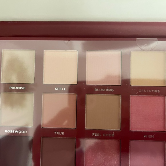 Laura Ashley Makeup Pallet Eyeshadows / Blushes New - Picture 6 of 10